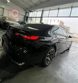 بي ام دبليو الفئة 7